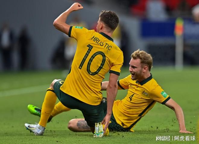 开云APP-阿根廷碾压里昂，弗拉霍维奇三分雨点燃全场的简单介绍