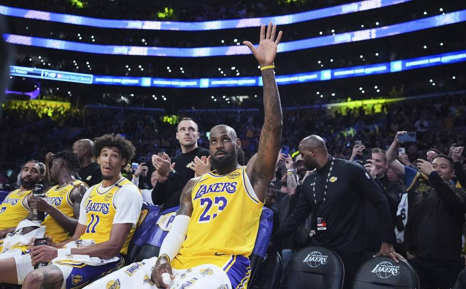 奥地利乒乓球队强势德国乒乓球队，波尔三分雨点燃全场