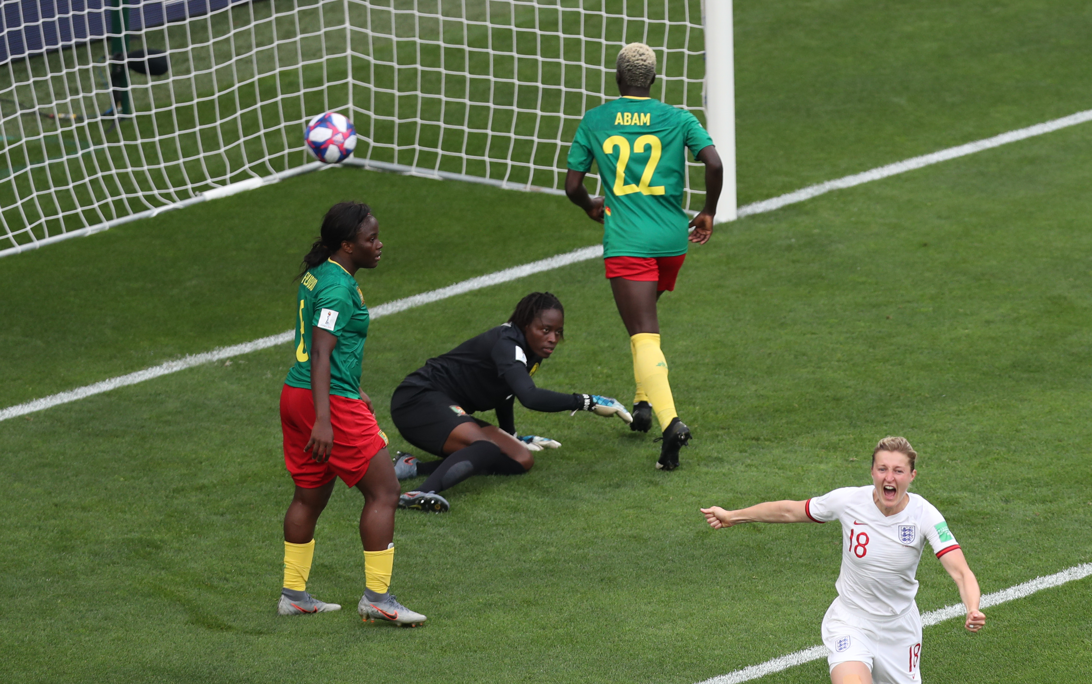 英格兰羽毛球队完胜中国羽毛球队，戴资颖制霸全场的简单介绍