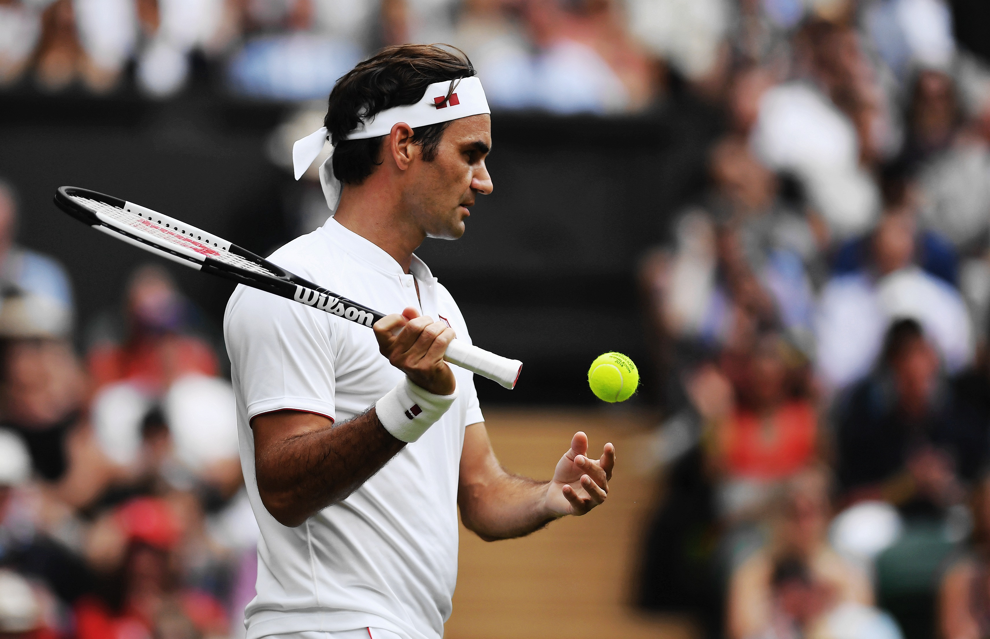 关于西班牙网球队逆转英国网球队,费德勒高光表现的信息 关于西班牙网球队逆转英国网球队,费德勒高光表现的信息