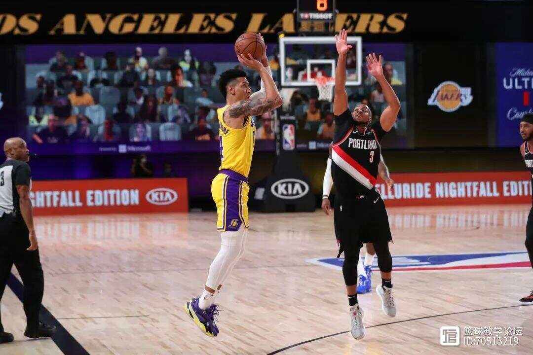 关于灰熊绝杀猛龙，丹尼·格林关键制胜的信息