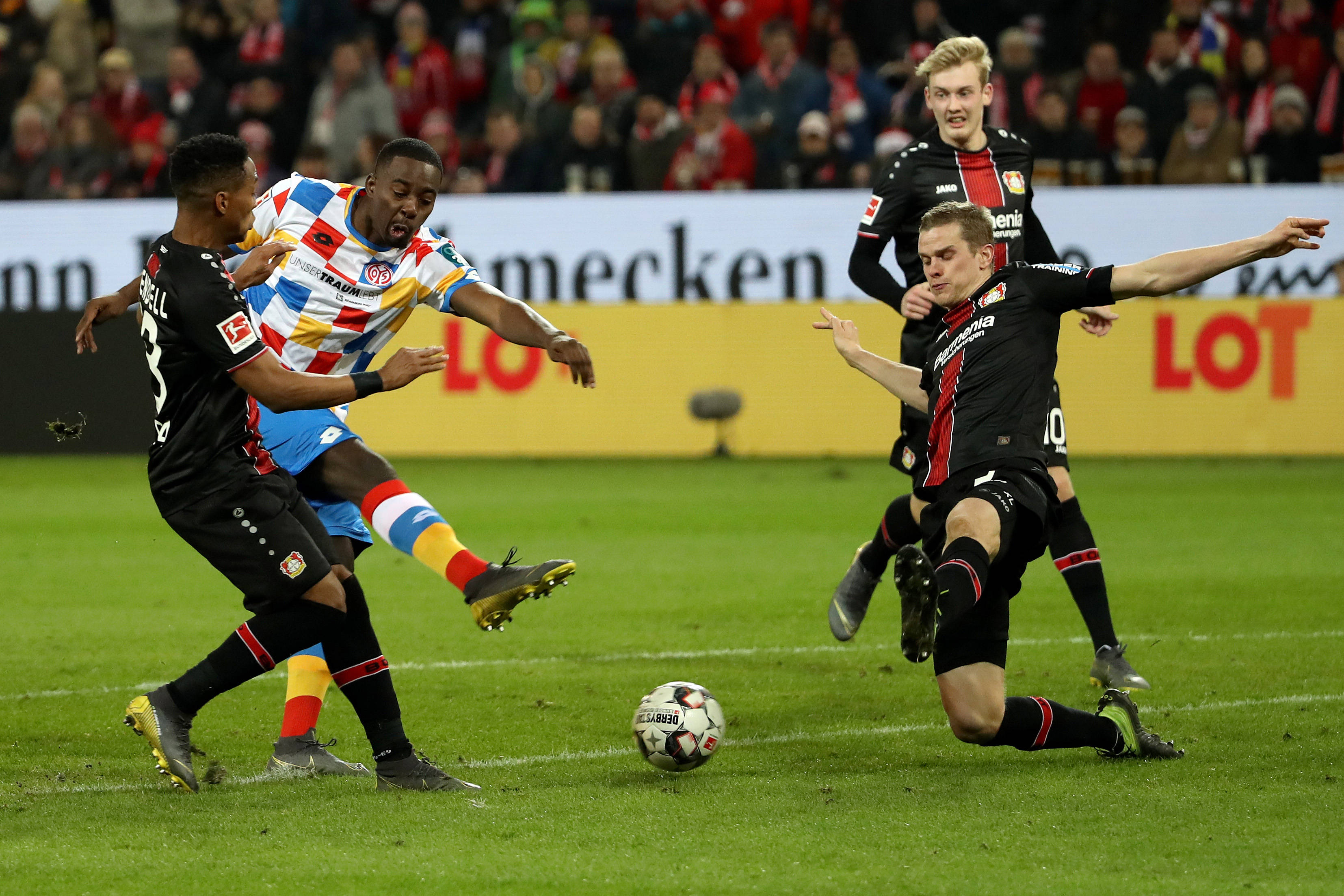 开云体育官方网站-包含奥格斯堡战术准备充分,期待客场击败对手的词条