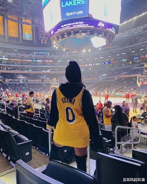 开云下载-风起云涌:法国足球盛宴中的热火对决