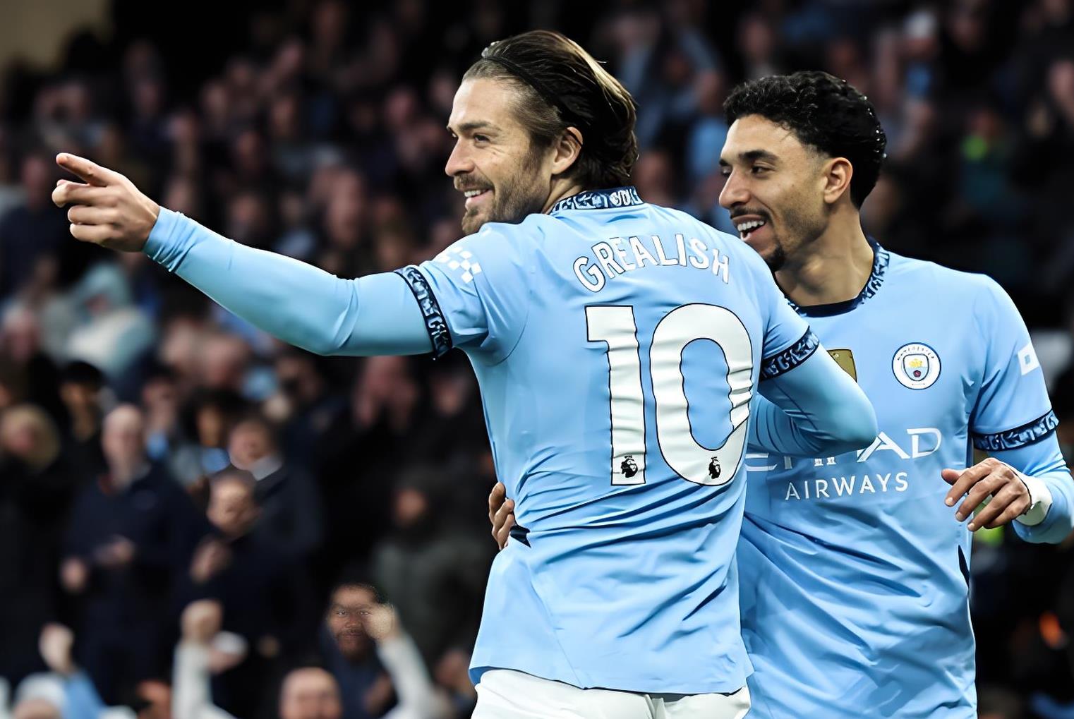 曼城后防零错误，雪藏对手拉开得分差距