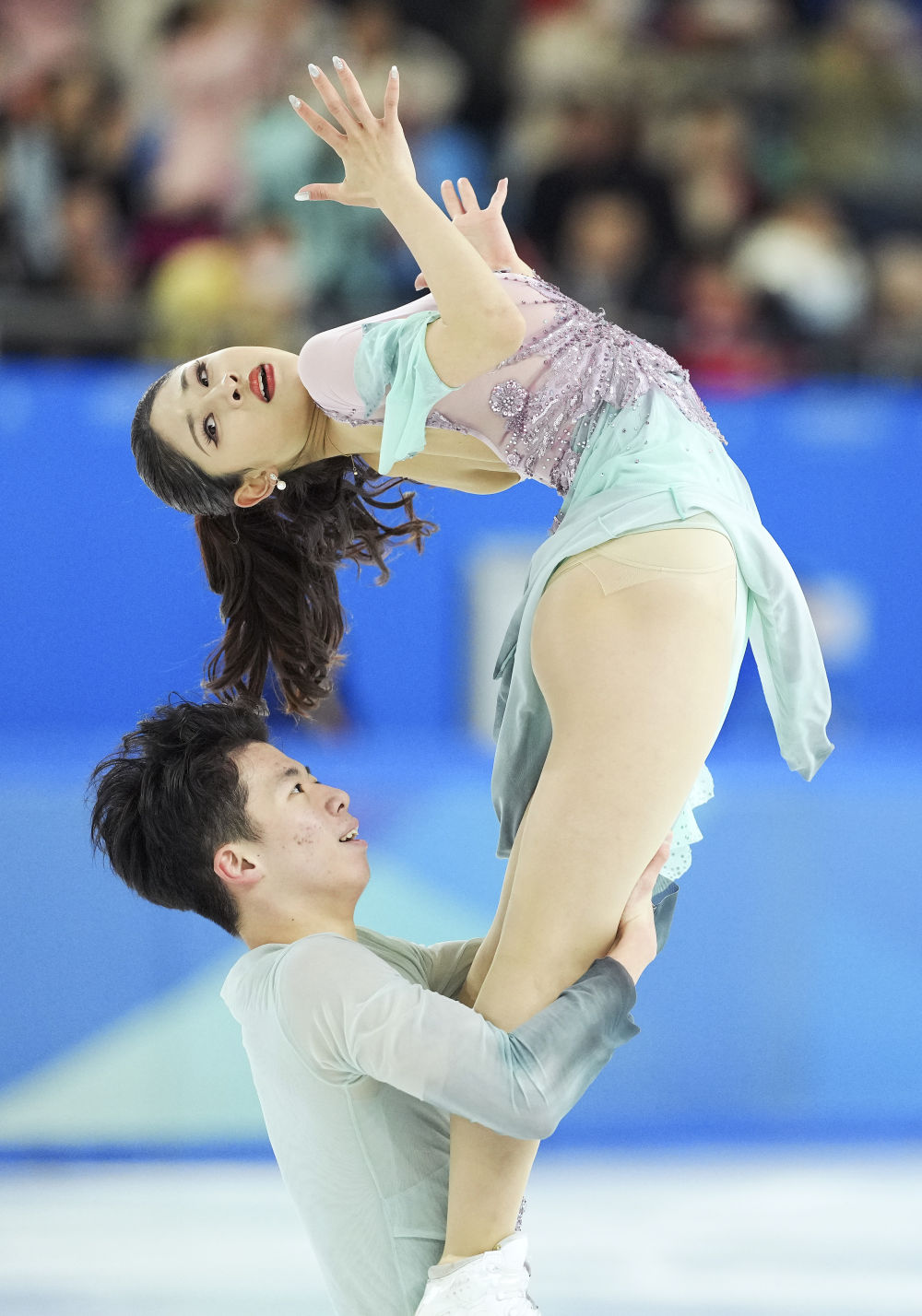 花样滑冰冰舞:法国选手斩获金牌的简单介绍 花样滑冰冰舞:法国选手斩获金牌的简单介绍