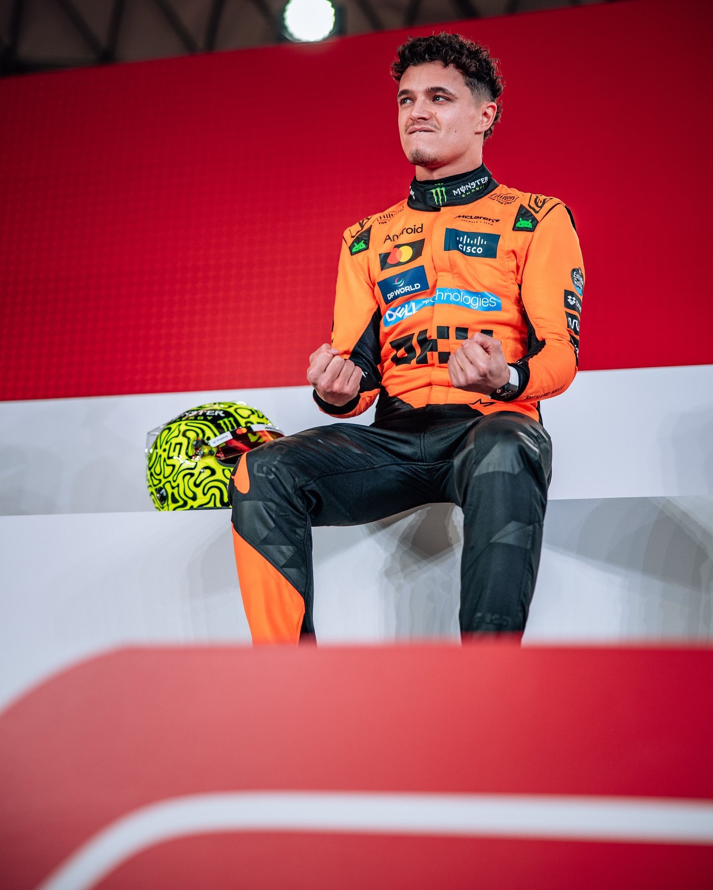 开云体育入口-包含红牛二队鏖战威廉姆斯,汉密尔顿刷新纪录的词条