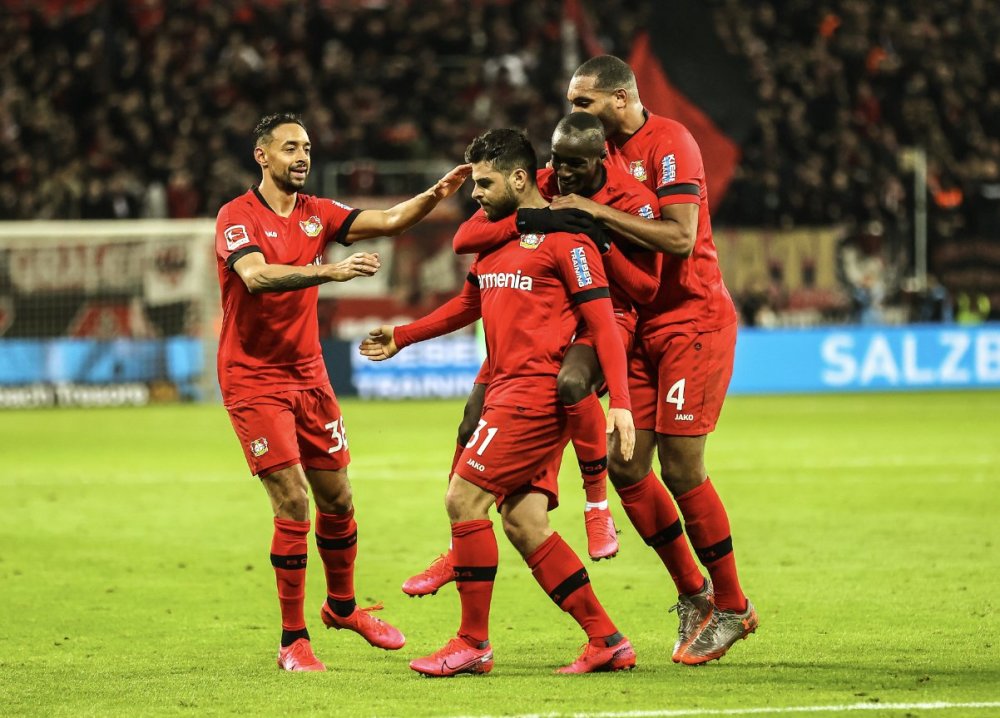 开云下载-包含英格兰绝杀多特蒙德,佩德里惊艳四座的词条